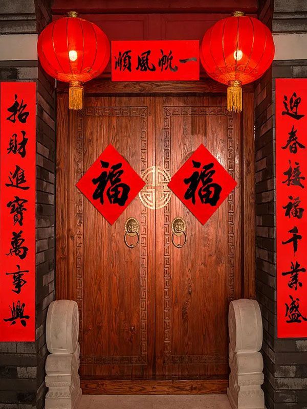 為什么每年春節(jié)都要貼春聯(lián)呢？